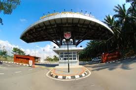 Infobox university name = putra university, malaysia native name = universiti putra malaysia image size = 150px caption = seal of putra university, malaysia latin upm thereafter transformed itself into a borderless campus, its name and reputation stretching far beyond malaysian boundaries. Universiti Putra Malaysia Joins Times Higher Education Ranking At 78th Place The Star