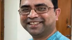 Coronavirus: NHS doctor's son asks Matt Hancock for public apology