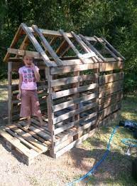 Diy a frame play house. Pin By Bryan Ford On Craft Ideas Pallet Club House Play Houses Pallet Playhouse