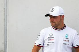 1 day ago · mercedes' valtteri bottas will have a five place grid penalty at formula one's next race in belgium after the finn triggered chaos and collisions on the opening lap of sunday's hungarian grand prix. Formel 1 Bottas Bestraft Gefahrliches Fahren In Der Box