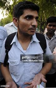 1,227 Eye Witness Photos & High Res Pictures