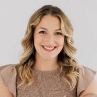 Leigh Freeman's Instagram, Twitter & Facebook