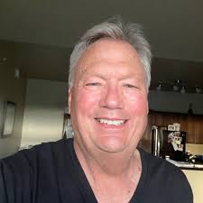 Dennis Ferris's Instagram, Twitter & Facebook