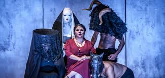 Murgia battiato | durante la trasmissione su youtube, la scrittrice ha commentato i testi del questa volta la scrittrice michela murgia ha voluto davvero rischiare: La Maternita Carsica Di Grazia Deledda Intervista A Michela Murgia