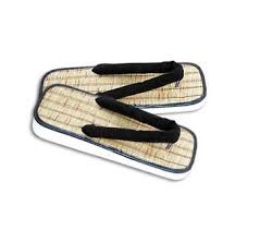 Straw Zori Sandals