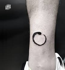 Enzo fernández (born 17 january 2001) is an argentine footballer who plays as a central defensive midfielder for argentine club defensa y justicia, on loan from river plate. Tatuajes Zen Logia Tattoo Barcelona