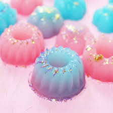 Diy Shower Jelly Via Madmoisell In German Valentine Soap Diy Shower Jellies Diy Soap Recipe