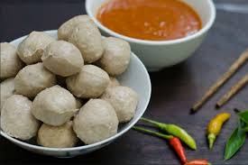 Bakso pentol pedas siap disajikan. Cara Membuat Pentol Ayam Empuk Enak Tanpa Pengawet Mesin Bakso