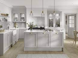 Light grey kitchen with white worktops howdens uk joinery company. Kitchen Doors Buying Guide Kitchen Cabinet Doors Howdens