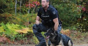 The peel regional police provide policing services for peel region in ontario, canada. Peel Police Dog Finds Suspect Hiding Under A Pile Of Laundry
