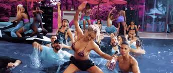 Management@shirindavid.com impressum shirin david management gmbh barutherstr 23 15806 zossen umsatzsteueridentifikationsnummer. Shirin David Hoes Up G S Down Official Video Video Dailymotion
