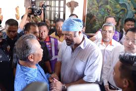 One year after his return to malaysia, he was admitted to the malaysian bar in 1996, serving in his father's law firm messrs karpal singh and co. Karpal Was Our Lawyer At Home Too Says Gobind Malaysia Malay Mail
