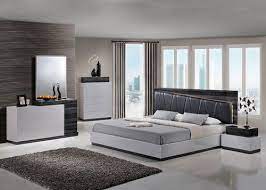 The Gianna Bedroomset Is Perfect For Anyone Looking For A Modern Contemporary Bedroom Set Modern King Bedroom Sets Luxury Bedroom Furniture Global Furniture