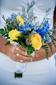 Blue And Yellow Table Decorations Blue And Yellow Wedding Ideas Yellow Wedding Flowers Bridal Bouquet Blue Blue Wedding Bouquet