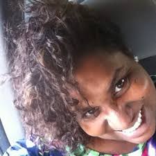 Hazel Jay (@onfireopenmic)