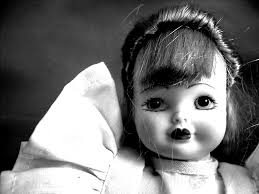 Vendo 6 bambole di porcellana da collezione. Il Terrore Per Le Bambole Quel Limbo Tra Umano E Inanimato Che Mette A Disagio
