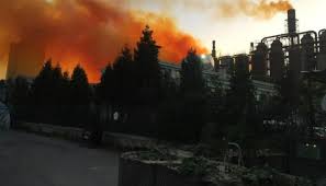 В таиландской провинции самутпракан мощный взрыв и пожар уничтожили завод по производству пенопласта. V Turcii Proizoshel Vzryv Na Himicheskom Zavode