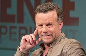 In deutschland gibt es 5,4 millionen im aktuellen beitrag von rtl geht es in jenke experiment um die frage, inwieweit hier produkte gesundheitlich. Das Jenke Experiment Medienwachter Uberprufen Rtl Drogentrip Kultur Stuttgarter Zeitung