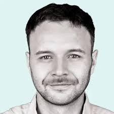 Ryan Hogg's Instagram, Twitter & Facebook