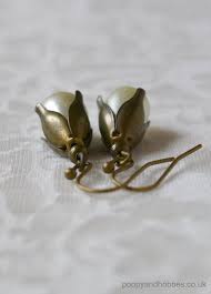 Snowdrop Earrings Flower Earring Nature Gift Pearl Teardrop Earring Woodland Jewellery Gardeners Gift Bridesmaid Earring Spring Gift Woodland Jewelry Pearl Teardrop Earrings Bridesmaid Earrings