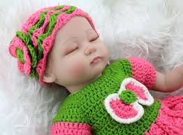Find out everything you need to know about parenting. Small Sweet Little Baby Wallpaper