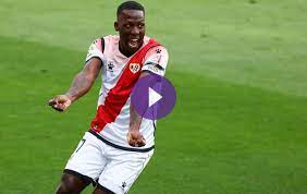 Currently, some best players in the national squad of the peruvian football team are pedro gallese (gk), luis advincula (df), christian cueva (mf), and paolo guerrero (fw), jefferson farfan (fw). Advincula Fires Rayo In Front Against Albacete