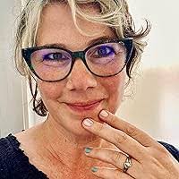 Nicole Blackman's Instagram, Twitter & Facebook