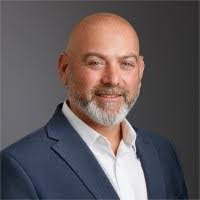 Daniel Bitton's Instagram, Twitter & Facebook