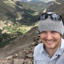 Andrew Straight (@StraightAndrew)