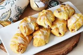 20 Minute Apple Pie Turnovers Recipe Crescent Roll Apple Dumplings Apple Pie Apple Pie Turnovers