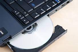 Ever have a problem with a cd/dvd stuck in your offline macbook pro and it doesn't allow you to boot up os x? How To Fix A Dvd Bd Cd Drive That Won T Open Or Eject