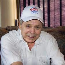 Mickey gilley, even at 82 years old, can't leave the touring life alone. Branson Up Close And Personal With Mickey Gilley The Branson Blog By Branson Tourism Center