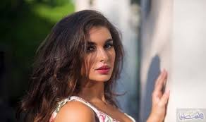 ياسمين صبري ت صو ر أكثر م ن عمل سينمائي م ن بينها Long Hair Styles Hair Styles Beauty