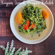 Supaya rasa bayam lebih lezat dan nikmat, bayam bisa diolah menjadi sajian sayur bening. Resepi Bayam Masak Lemak Campur Keledek Resepi My