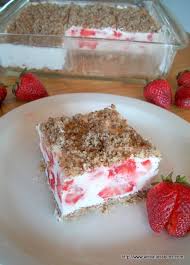 This keto cheesecake popsicle recipe reminds me of those frozen yogurt. Frozen Strawberry Crumble Bars Gluten Free Low Carb Wheatless Buns Wheatless Buns