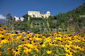 Meran südtirol berge italien urlaub landschaft panorama wanderung natur trautmannsdorf. Garten Und Schloss Trauttmansdorff In Meran Sudtirol Foto Bild Europe Italy Vatican City S Marino Italy Bilder Auf Fotocommunity