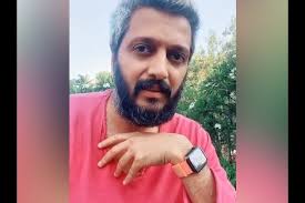 Vilasrao deshmukh, the former union minister for science, technology and earth sciences, government of india, and the former chief minister of maharashtra. Riteish Deshmukh Cracks A Joke In New Instagram Video
