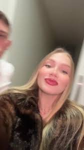 Melissa Almeida's Instagram, Twitter & Facebook