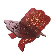 The uae, kuwait, and other gulf countries will all celebrate eid on tuesday, with ramadan ending on monday and bringing a close to a month of fasting between sunrise and sunset. Handgemachte Holz Eid Al Fitr Islamischen Kaufland De