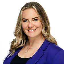 Last week I attended the Insurance Institute of Canada GTA Convocation,  where I received my FCIP. It was a time to reflect