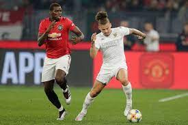Head to head statistics and prediction, goals, past matches, actual form for premier league. Manchester United Fans Send Paul Pogba Message After First Half Display Vs Leeds Manchester Evening News
