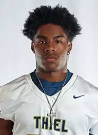 Robert Dixie's Instagram, Twitter & Facebook