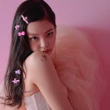 SOLO — JENNIE (from BLACKPINK)