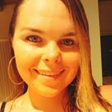 Noelle Fowler's Instagram, Twitter & Facebook