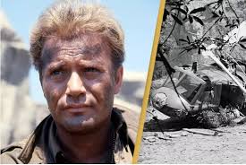 What is the story behind Vic's watch in Seasons 1-3 and Season 4 of  Combat!, and why did the producers allow him to wear a watch that is out of  the time