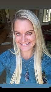 Tara Bruce's Instagram, Twitter & Facebook