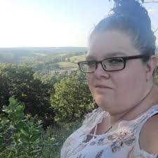 Elissa Orr's Instagram, Twitter & Facebook