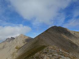 Avant de partir aux orres, pensez à consulter le plan de pistes des orres, vous saurez tout de suite où skier pour profiter au mieux du domaine skiable des louez vos skis aux orres. Costa Rouenda 2752m Pic Silhourais 2818m Par Les Orres Randonnee Ubaye