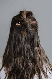 This is exactly how my hair naturally grows. 4 Ways To Use A Hair Pin French Hair Pin An Indigo Day