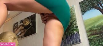 Karolin Fişekçi  karolin fisekci  karolinfisekci Nude Leaked  OnlyFansPatreon Photo 30 - Fapello